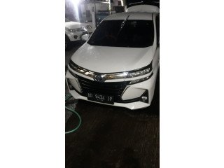 Sewa mobil solo Gracia